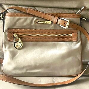 - Authentic Micheal Kors crossbody bag